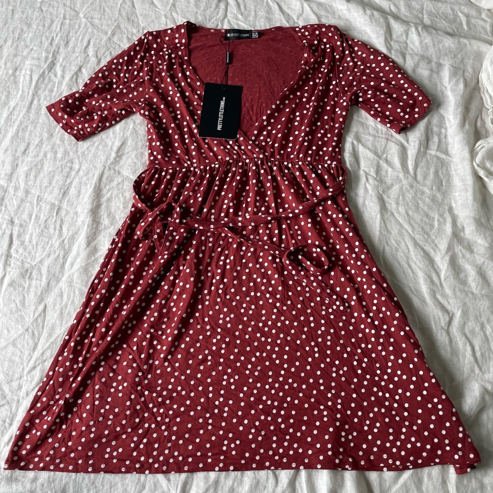NWT pretty little things wrap dress, size 10 UK